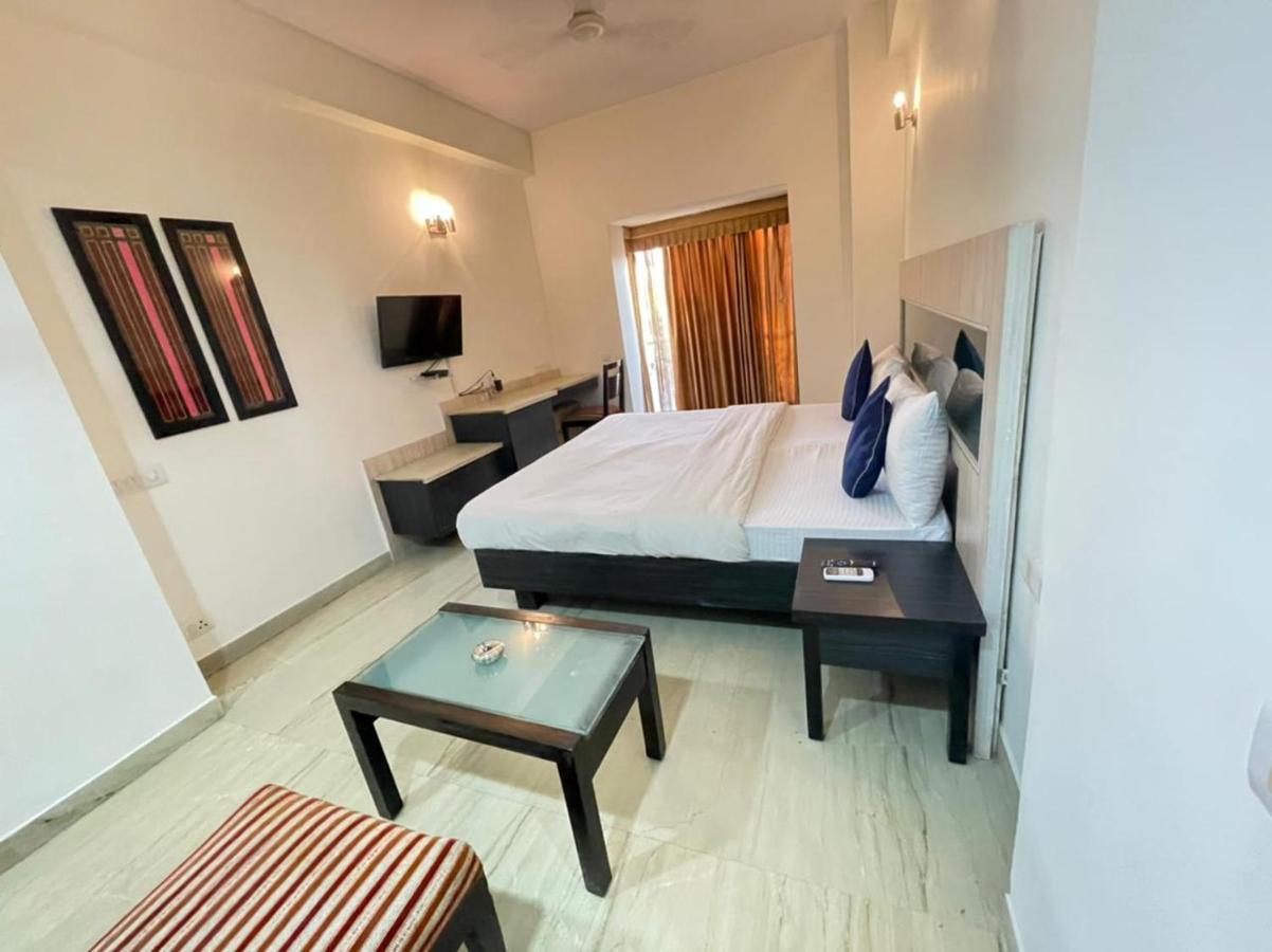 Bedchambers Serviced Apartments, Sector 40 Gurgaon Buitenkant foto