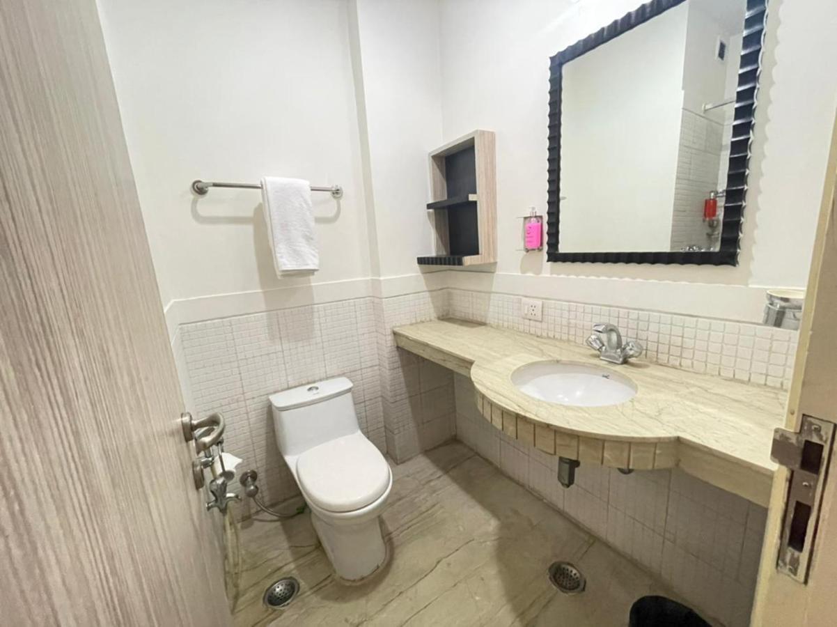 Bedchambers Serviced Apartments, Sector 40 Gurgaon Buitenkant foto