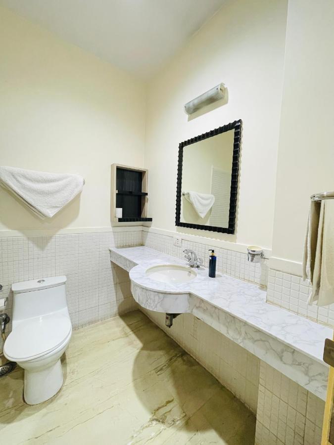 Bedchambers Serviced Apartments, Sector 40 Gurgaon Buitenkant foto